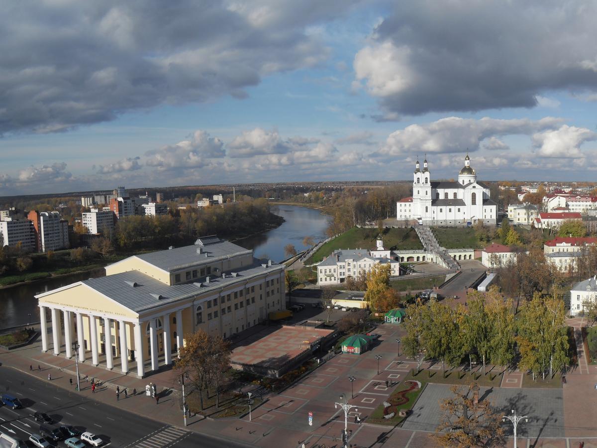 Vitebsk Hotel Extérieur photo