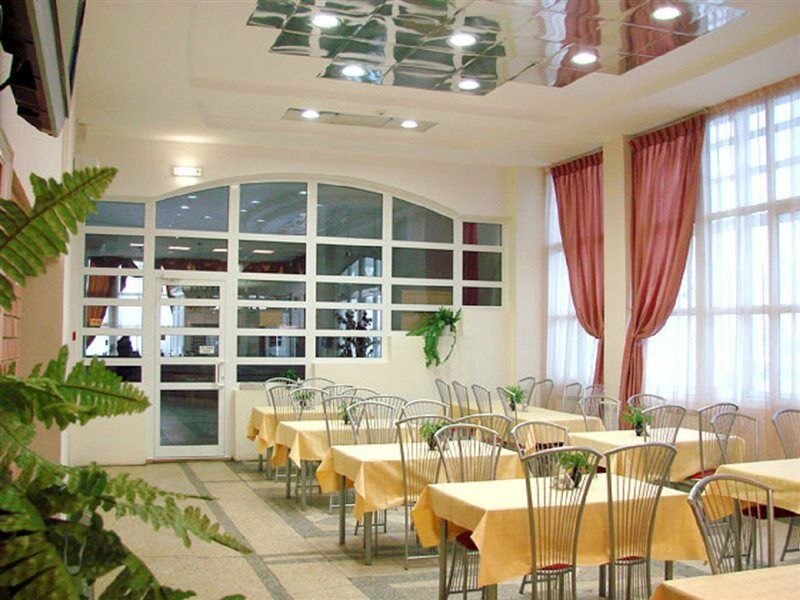 Vitebsk Hotel Extérieur photo